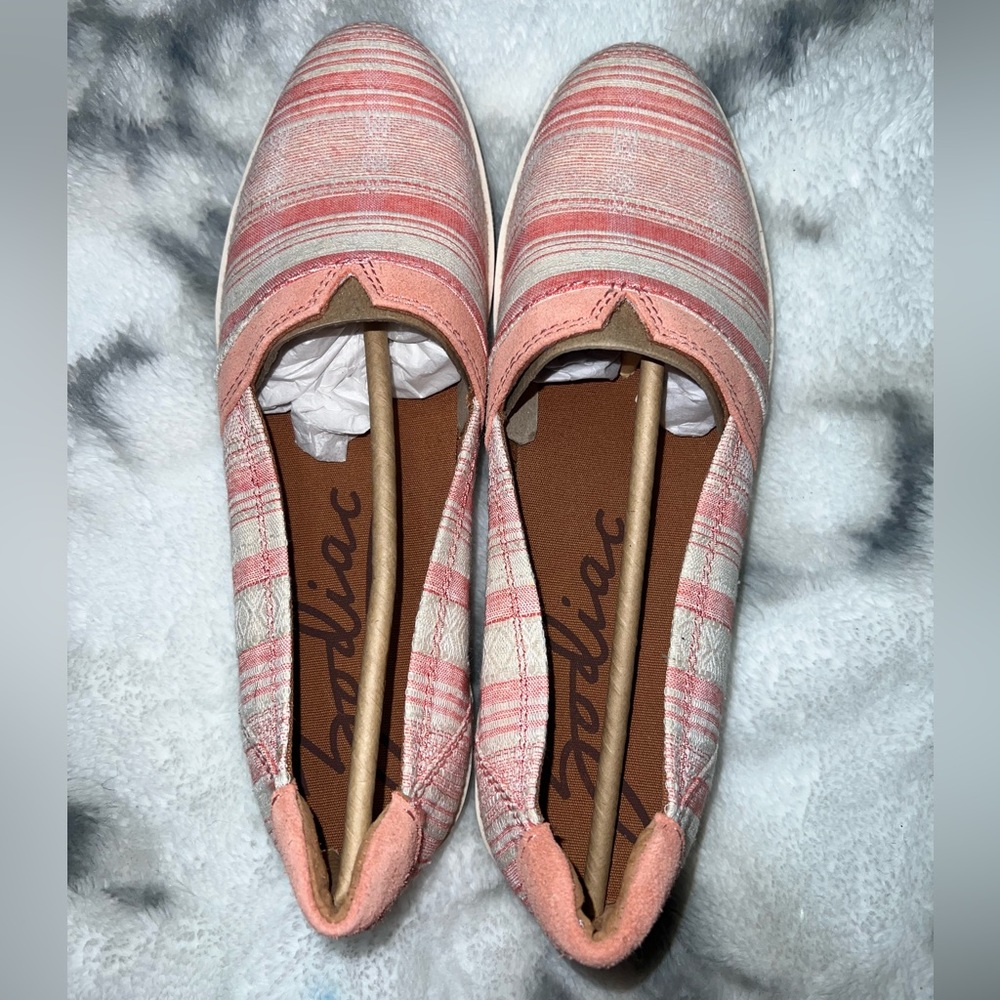 Zodiac women’s vane sneaker size 10